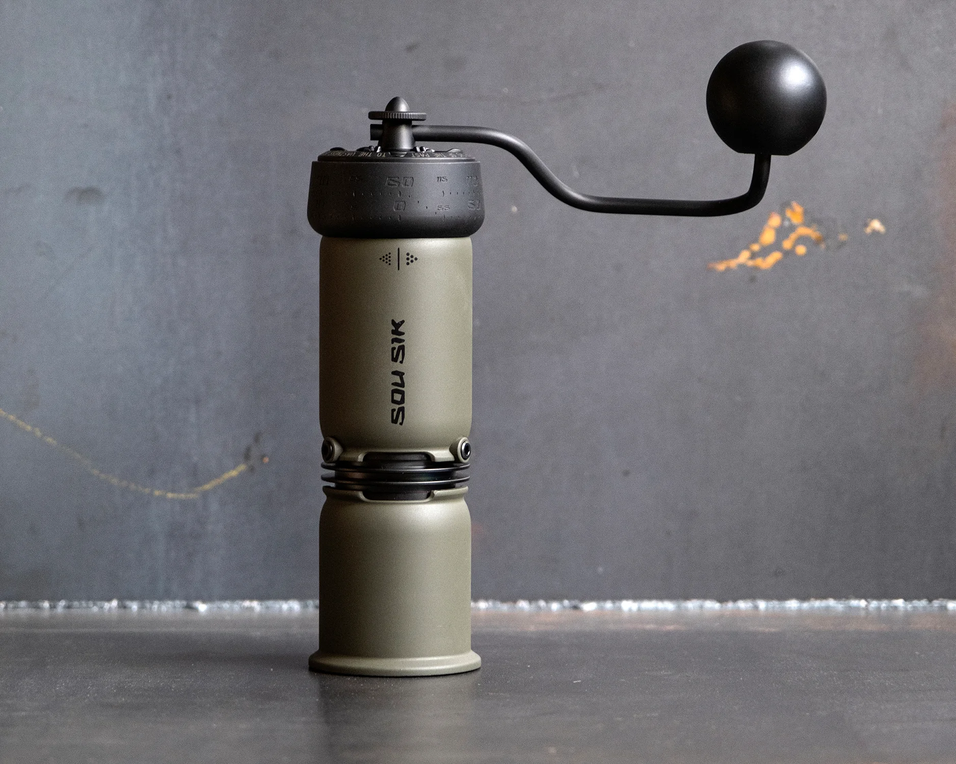 P-1 Hand Coffee Grinder - Dark Olive DLC Coating Aluminum